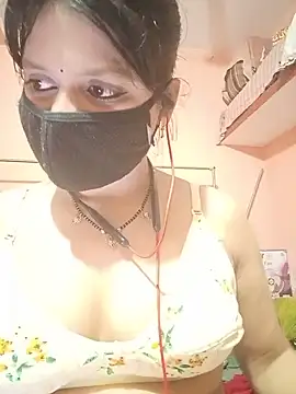 Snapshot of ZOYA-STRIP chatting on July 2026 05:39:01 PM ZOYA-STRIP online show from July 2026 05:39:01 PM