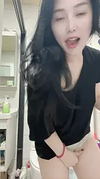 Snapshot of lylxili chatting on June 2026 01:28:01 PM lylxili online show from June 2026 01:28:01 PM