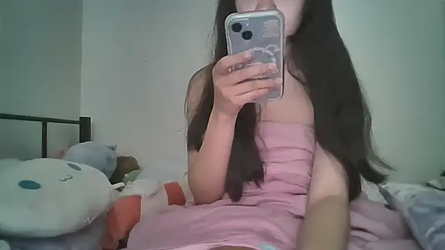 Snapshot of PettingAnnoying chatting on May 2026 01:33:02 AM PettingAnnoying online show from May 2026 01:33:02 AM