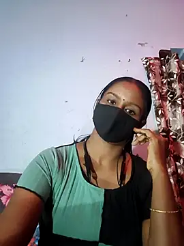 Snapshot of madhushree143 chatting on June 2026 05:30:01 AM madhushree143 online show from June 2026 05:30:01 AM