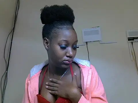 Snapshot of Pretty_kitty48 chatting on June 2026 12:55:02 PM Pretty kitty48 online show from June 2026 12:55:02 PM