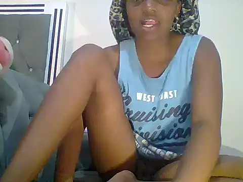 Snapshot of Sweet_cas chatting on July 2026 10:27:02 PM Sweet cas online show from July 2026 10:27:02 PM
