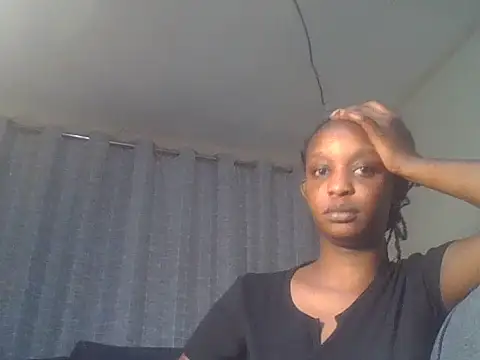 prettyslyy254 online show from June 2026 06:13:02 PM