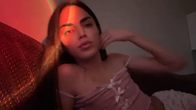 Snapshot of MarlyJess chatting on May 2026 04:47:01 PM MarlyJess online show from May 2026 04:47:01 PM