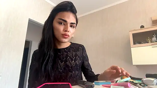 Snapshot of MarlyJess chatting on June 2026 01:20:02 PM MarlyJess online show from June 2026 01:20:02 PM