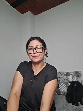 Snapshot of Scarlett_Valnyx chatting on June 2026 01:21:02 PM Scarlett Valnyx online show from June 2026 01:21:02 PM