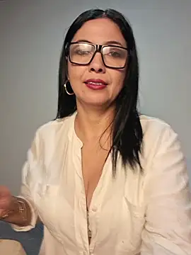 Snapshot of Scarlett_Valnyx chatting on June 2026 12:42:02 PM Scarlett Valnyx online show from June 2026 12:42:02 PM