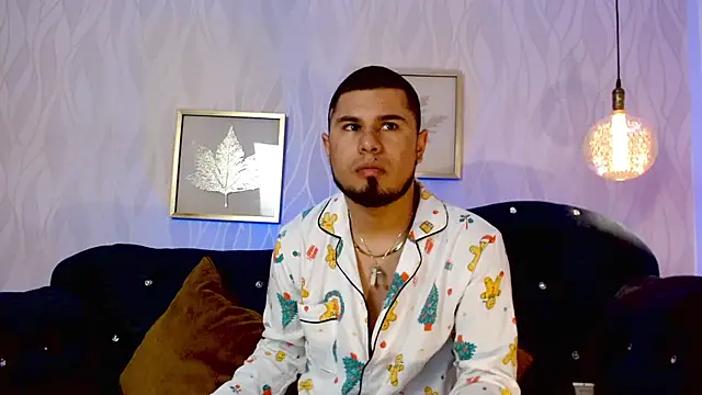dominikvega online show from June 2026 06:34:01 PM