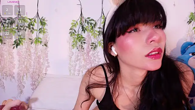 nathalya summer  online show from August 2026 08:22:01 PM