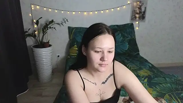 Snapshot of Tori_cute chatting on June 2026 01:23:01 AM Tori cute online show from June 2026 01:23:01 AM