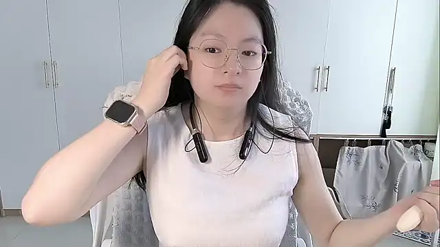 Snapshot of Erya-369 chatting on June 2026 01:14:01 AM Erya-369 online show from June 2026 01:14:01 AM