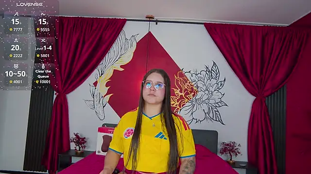 Lia Avalon online show from July 2026 12:00:02 PM