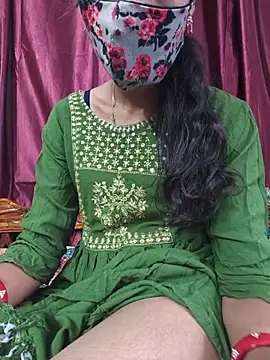 Snapshot of reshma124 chatting on July 2026 11:28:01 AM reshma124 online show from July 2026 11:28:01 AM