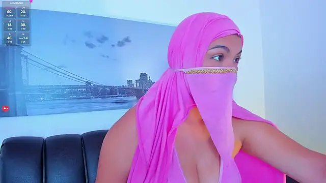 Snapshot of Amira_002 chatting on May 2026 03:07:01 PM Amira 002 online show from May 2026 03:07:01 PM