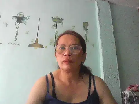 momshe2026 online show from June 2026 07:14:02 AM