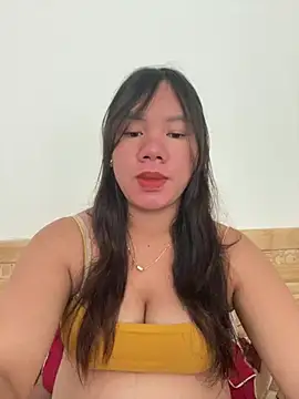 Snapshot of Suki-love chatting on July 2026 12:15:02 AM Suki-love online show from July 2026 12:15:02 AM