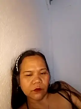 Snapshot of missLiLy07 chatting on June 2026 05:15:01 PM missLiLy07 online show from June 2026 05:15:01 PM