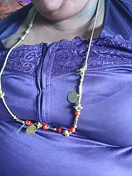 Snapshot of geetha431 chatting on June 2026 06:01:01 AM geetha431 online show from June 2026 06:01:01 AM