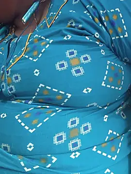 Snapshot of geetha431 chatting on June 2026 11:04:02 AM geetha431 online show from June 2026 11:04:02 AM