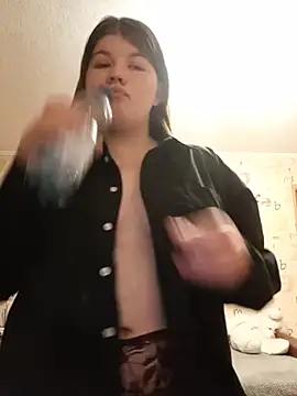 Snapshot of Georgina_Mimi chatting on May 2026 09:32:01 PM Georgina Mimi online show from May 2026 09:32:01 PM