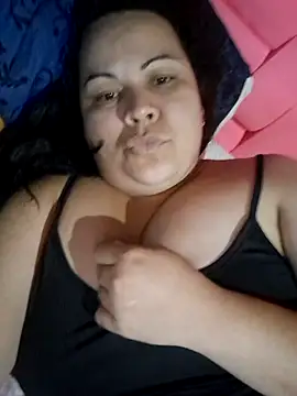 Snapshot of Latimida chatting on June 2026 02:21:01 AM Latimida online show from June 2026 02:21:01 AM