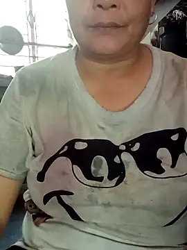 Snapshot of Bong_sexy chatting on June 2026 02:37:02 AM Bong sexy online show from June 2026 02:37:02 AM
