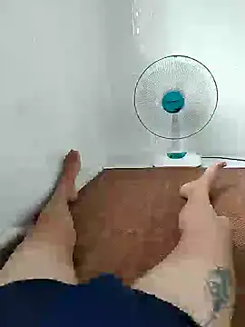 Snapshot of hothot_dam chatting on May 2026 03:36:01 AM hothot dam online show from May 2026 03:36:01 AM