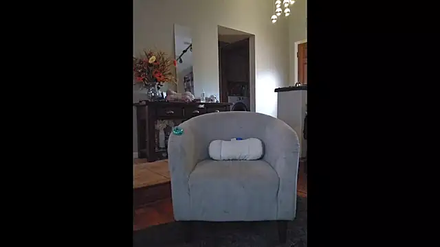 Snapshot of Clevername90 chatting on October 2025 05:34:01 PM Clevername90 online show from October 2025 05:34:01 PM