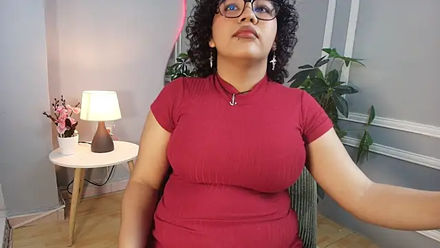 Kristal donne online show from June 2026 12:07:02 PM