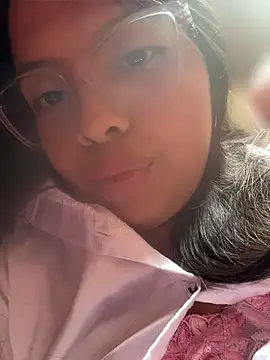 HannieBeautie online show from June 2026 08:13:01 PM
