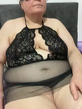 SINIRSIZOLGUN online show from June 2026 10:45:02 PM