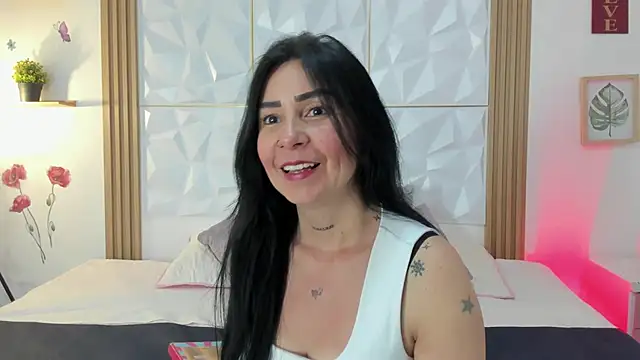 Anniee 333 online show from June 2026 03:09:01 PM