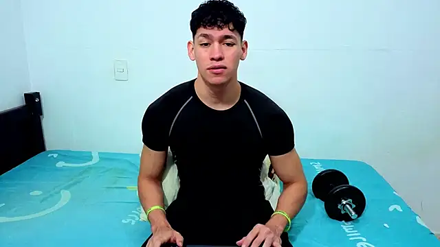Luke Muscle online show from June 2026 02:28:01 PM