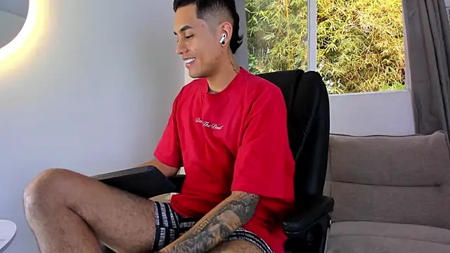 NickCopeer  online show from July 2026 12:32:02 PM