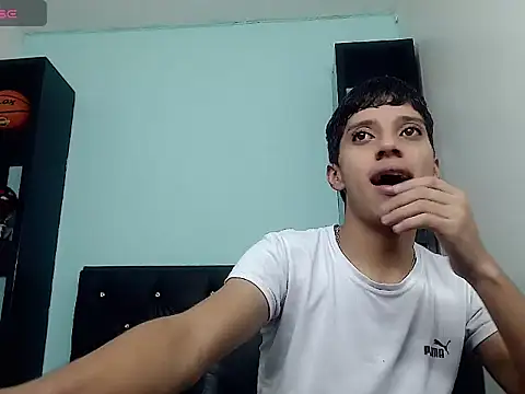 Snapshot of jl_brayan12 chatting on May 2026 04:25:02 PM jl brayan12 online show from May 2026 04:25:02 PM