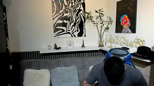 RikyAaron online show from June 2026 08:40:01 PM