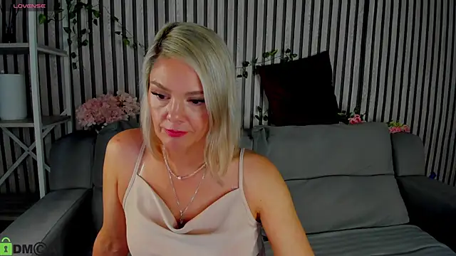 Snapshot of Betty_Brock chatting on June 2026 01:18:01 AM Betty Brock online show from June 2026 01:18:01 AM