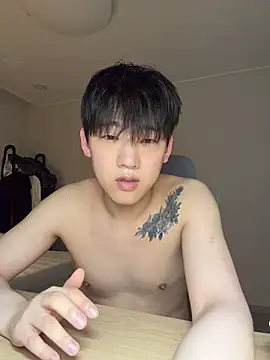 k-kinky online show from June 2026 08:00:01 PM