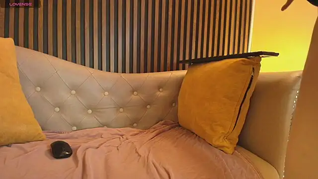 Snapshot of Madame_mature1 chatting on July 2026 12:20:02 PM Madame mature1 online show from July 2026 12:20:02 PM