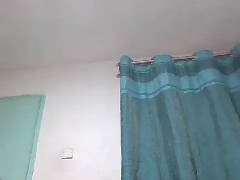 Snapshot of peacechloe chatting on June 2026 02:15:01 PM peacechloe online show from June 2026 02:15:01 PM