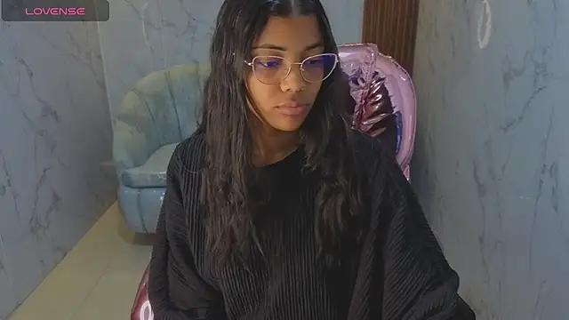 Snapshot of valentina_gomez_s chatting on June 2026 12:31:01 PM valentina gomez s online show from June 2026 12:31:01 PM