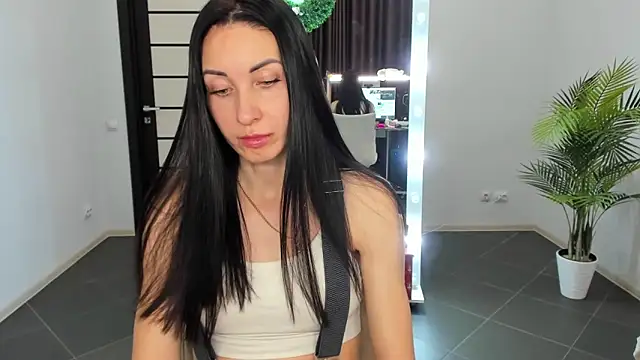 Snapshot of BouncySweety chatting on December 2024 06:59:02 AM BouncySweety online show from December 2024 06:59:02 AM