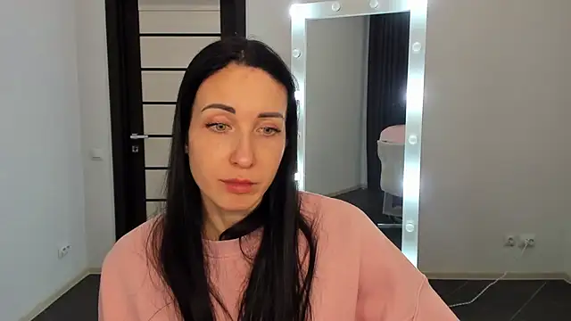 Snapshot of BouncySweety chatting on January 2025 06:37:02 PM BouncySweety online show from January 2025 06:37:02 PM