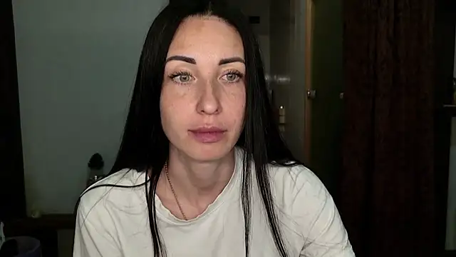 Snapshot of BouncySweety chatting on September 2025 06:53:01 PM BouncySweety online show from September 2025 06:53:01 PM