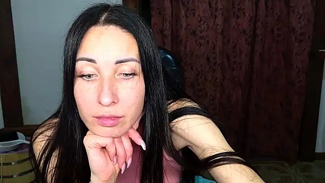 Snapshot of BouncySweety chatting on October 2025 07:42:02 PM BouncySweety online show from October 2025 07:42:02 PM