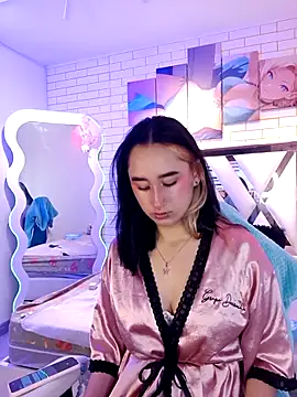 Lua bloom  online show from June 2026 04:35:02 AM