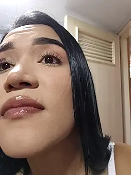Snapshot of DaniRivers_ chatting on June 2026 05:33:02 PM DaniRivers online show from June 2026 05:33:02 PM