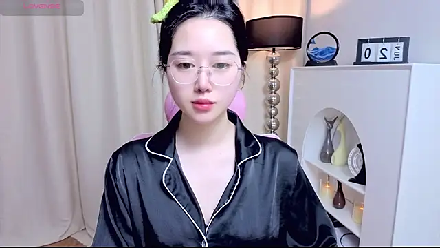 Snapshot of miuu6868 chatting on June 2026 02:03:01 AM miuu6868 online show from June 2026 02:03:01 AM