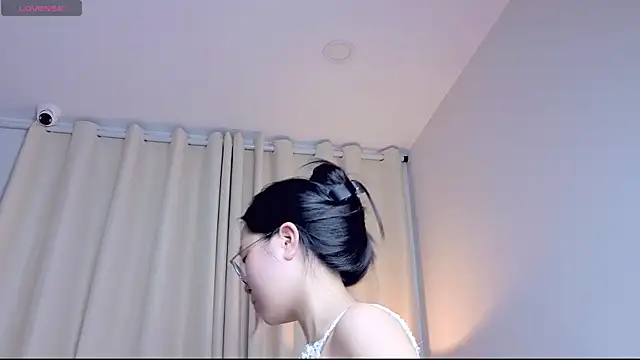 Snapshot of miuu6868 chatting on June 2026 02:12:02 AM miuu6868 online show from June 2026 02:12:02 AM