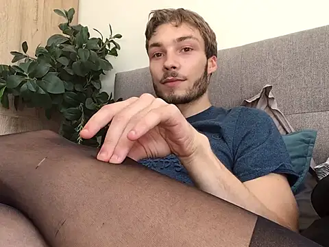 PrecededPolenta online show from June 2026 01:47:01 PM